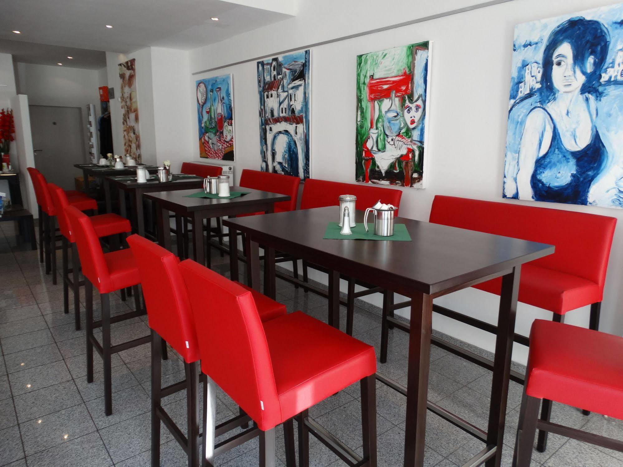 Hotel Stay Essen Extérieur photo