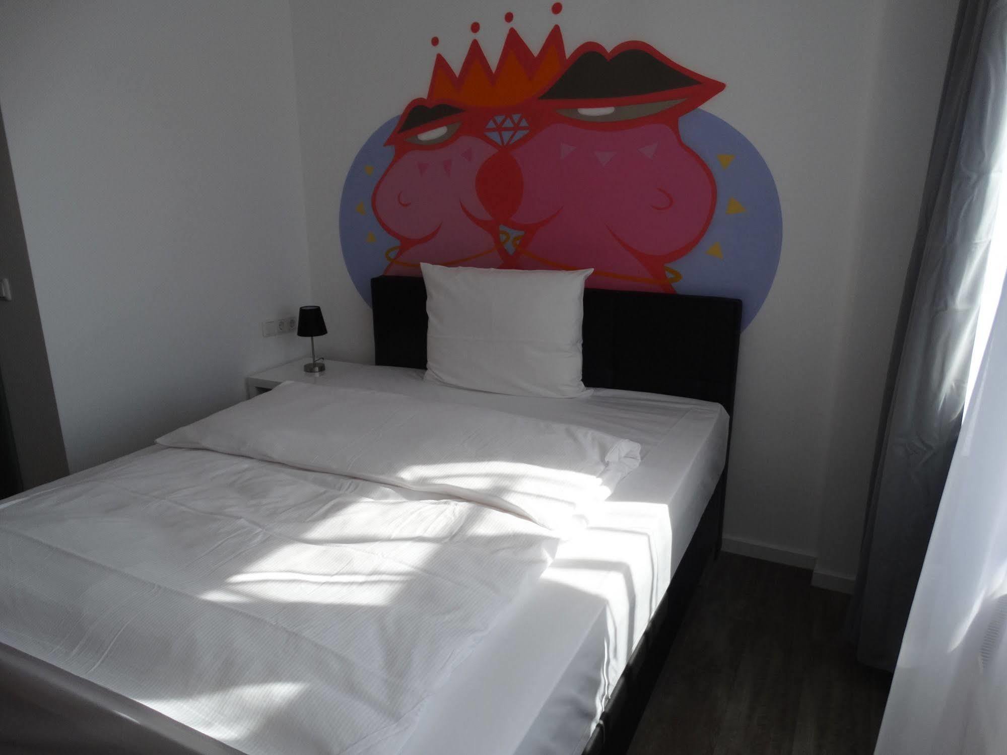 Hotel Stay Essen Extérieur photo