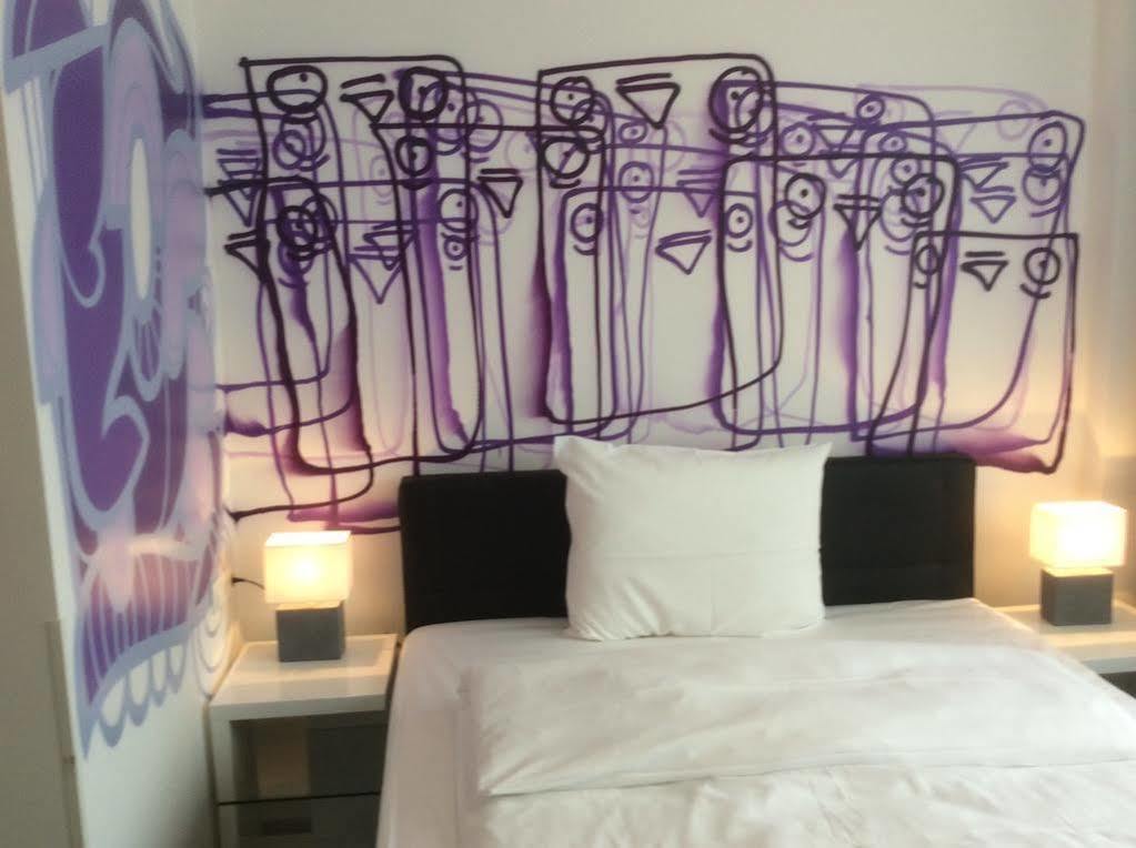 Hotel Stay Essen Extérieur photo